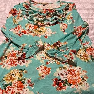 Nuggles Top